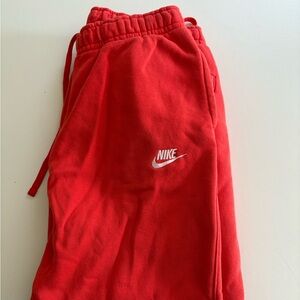men’s red nike jogger sweatpants size L